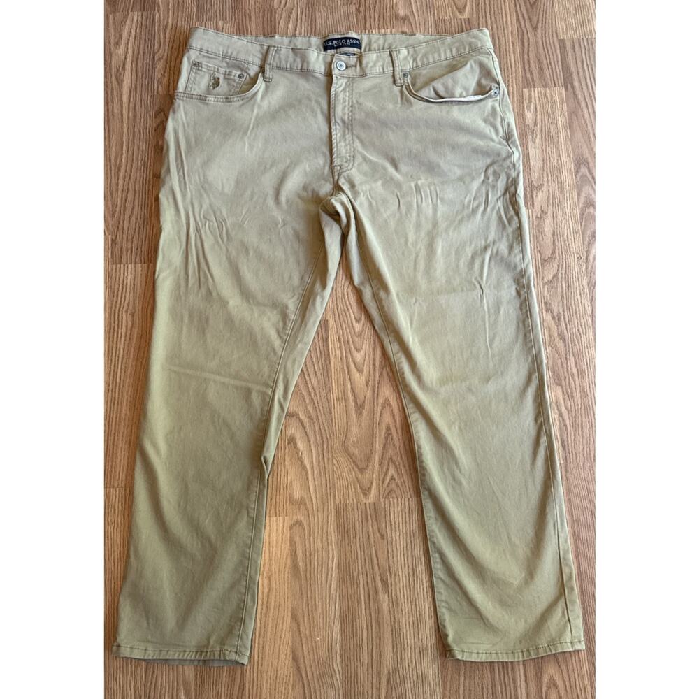 US Polo Assn Chino Pants Men's Size W43xL30 Beige Active/Stretch Casual Preppy